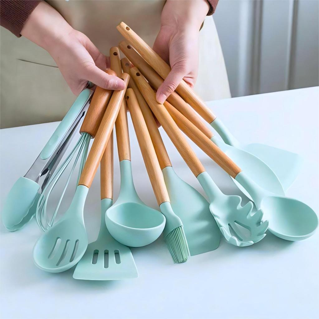 KIT de Utensílios Para Cozinha em Silicone e Bambu 12 Peças — imagen 3